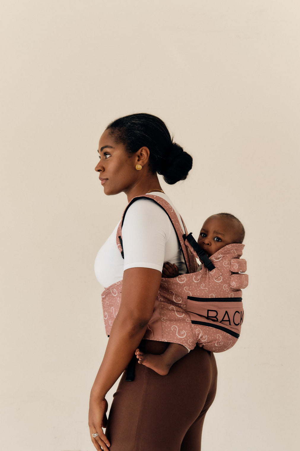 BACKAM BABY CARRIER - SIDE VIEW